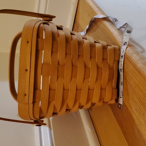 Longaberger gathering basket - Picture 4 of 13